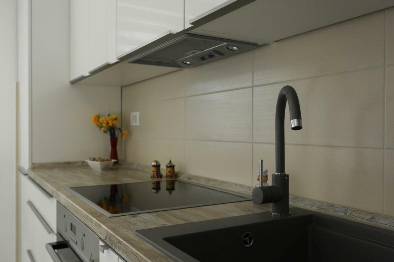 Amazing Luxury 4Star Apartment Laura Supetar Kültér fotó